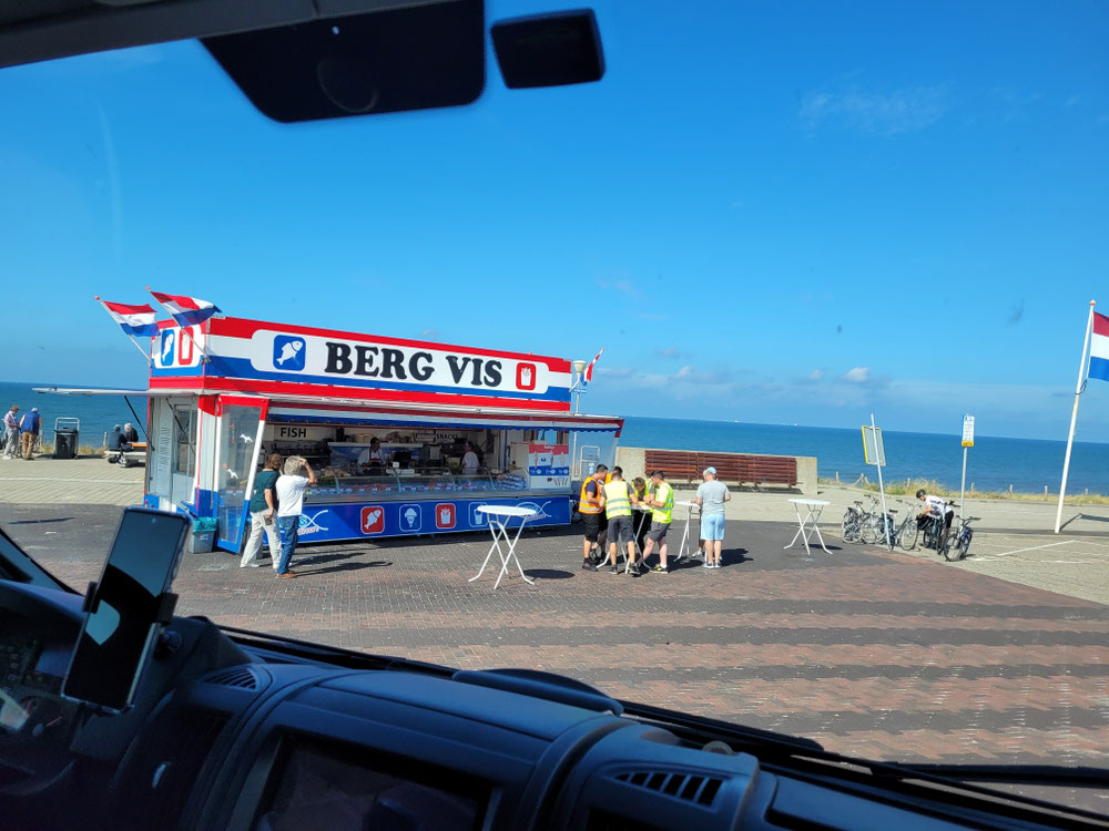 Zandvoort Boulevard mit Fischstand unserer Wahl