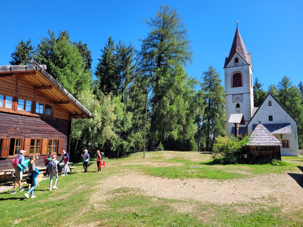 Kirche Sankt Helena